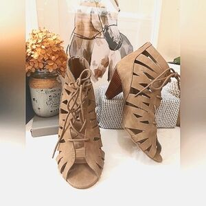 Denver Hayes Lace Up Open Toe Wedge Chunky Sandal